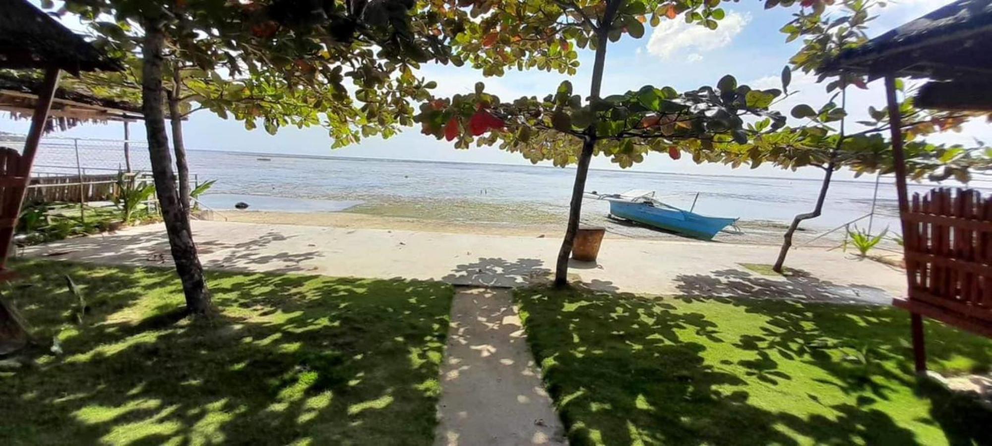Takbo Beach Resort General Luna  Εξωτερικό φωτογραφία